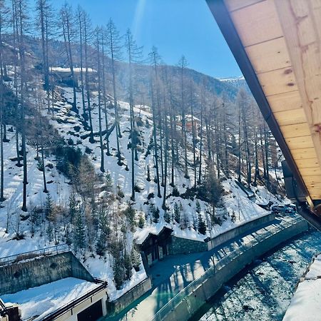 Peaky Riders Self Check-In Hotel Zermatt Exterior photo